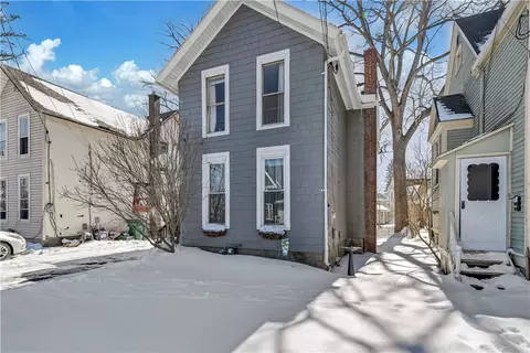 43 S Main St, Batavia, NY 14020