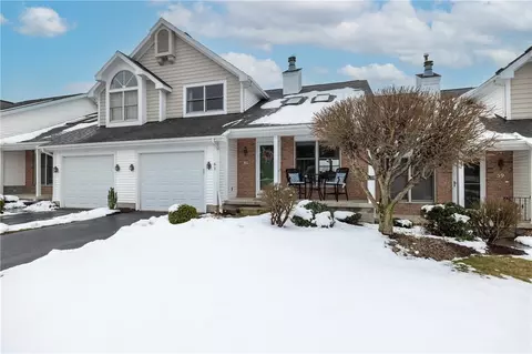 61 Genesee View Trl, Chili, NY 14623