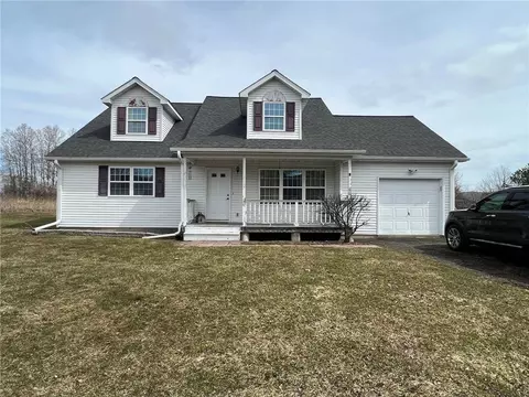 6 Cole Dr, Norwich, NY 13815