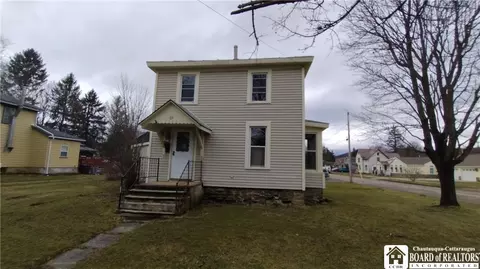 23 Grove St, Cuba, NY 14727
