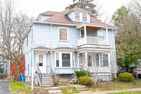 72 Cambridge St, Rochester, NY 14607