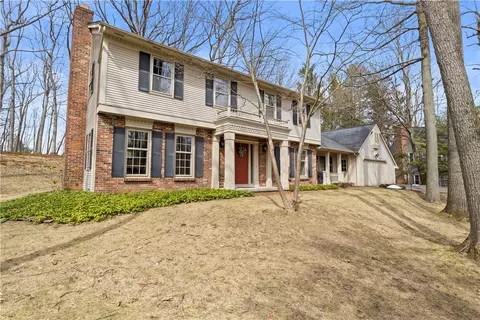 21 Birling Gap, Perinton, NY 14450
