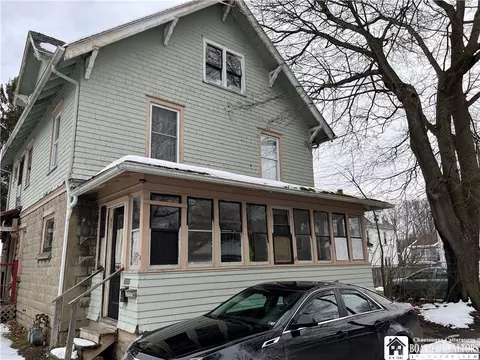 152 Burr Pl, Jamestown, NY 14701