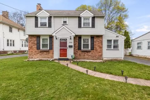 3335 Culver Rd, Irondequoit, NY 14622