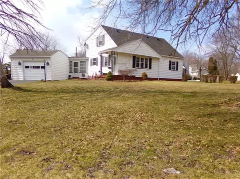 31 Madera Dr, Chili, NY 14624