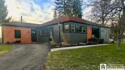 160 Avalon Blvd #WE, Ellicott, NY 14701