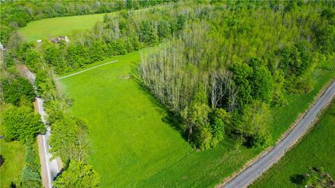 278 Millstone Rd, Warren, NY 13439