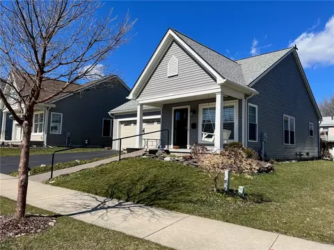 44 Brookscrest, Rochester, NY 14611