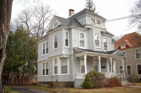 33 Cedar St, Oneonta, NY 13820