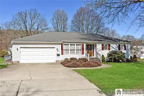 30 Morgan St, Ellicott, NY 14733