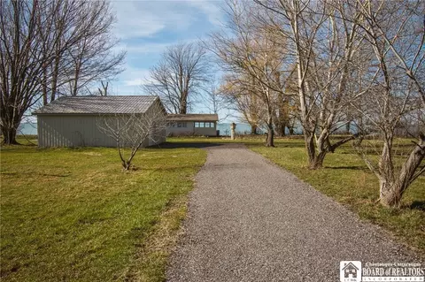 10314 W Lake Rd, Ripley, NY 14775