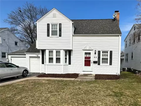 84 Orland Rd, Irondequoit, NY 14622