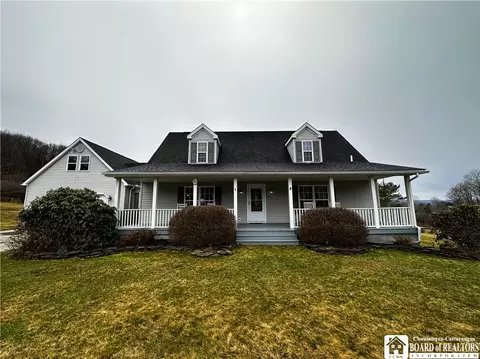 1 Barnside Ln, Olean, NY 14760