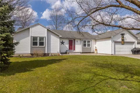 1639 Fetzner Rd, Greece, NY 14626