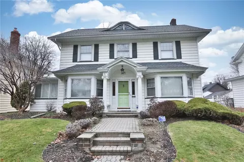 106 Navarre Rd, Rochester, NY 14621