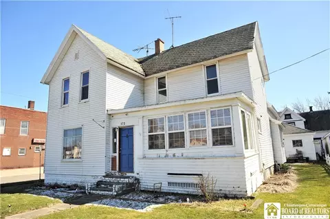 173 E Lake Shore Dr, Dunkirk, NY 14048