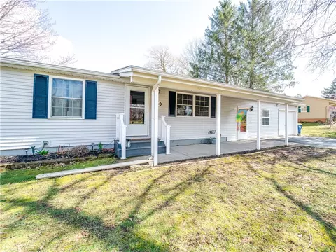 8930 Old State Route 31, Galen, NY 14489
