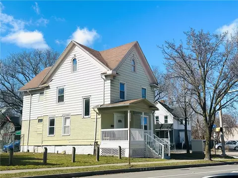 669 N Goodman St, Rochester, NY 14609