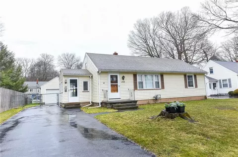 159 Morncrest Dr, Gates, NY 14624