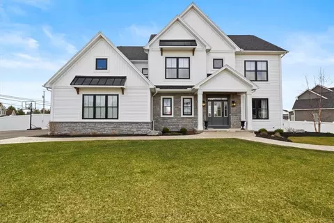7151 Piper Meadow Dr, Victor, NY 14564
