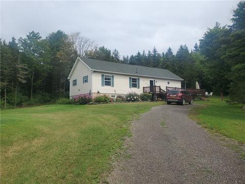 5397 Highlands Dr, Italy, NY 14418