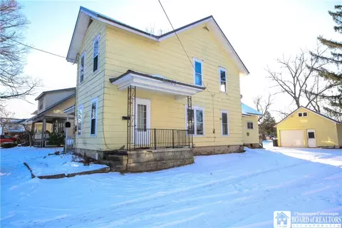 5 N Washington St, Randolph, NY 14772