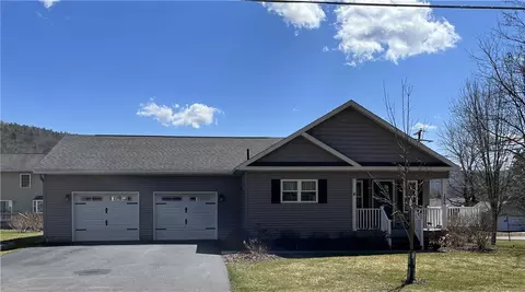 206 Winney Hill Rd, Oneonta, NY 13820