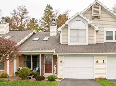 5 Overview Cir, Chili, NY 14623
