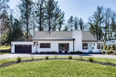 359 Kilbourn Rd, Rochester, NY 14618