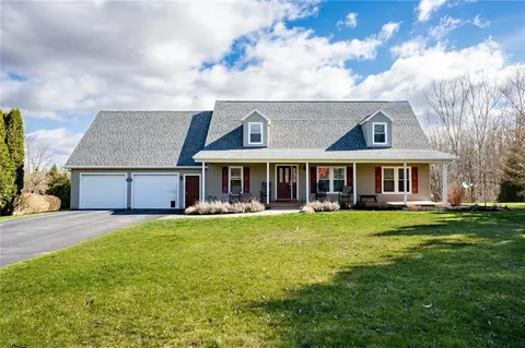 4635 Cherry Hill Dr, Avon, NY 14414