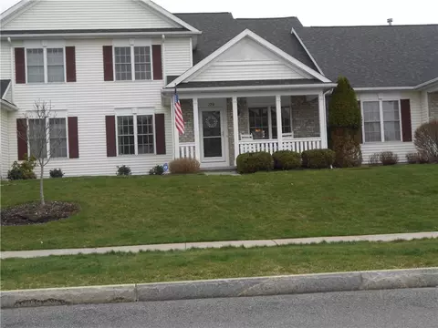 170 Deseyn Dr, Canandaigua, NY 14424