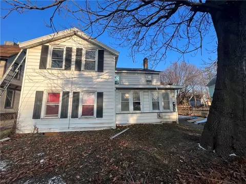 118 Ambrose St, Rochester, NY 14608