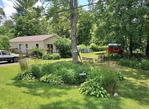 600 Midline Rd, Freeville, NY 13068