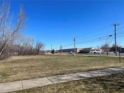 400 Lakeshore Dr, Canandaigua City, NY 14424