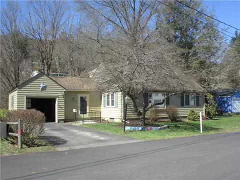 2 Willard Ct, Norwich, NY 13815