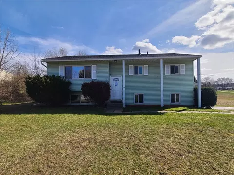 176 Prentiss, Henrietta, NY 14467