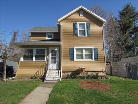 62 State St, Murray, NY 14470