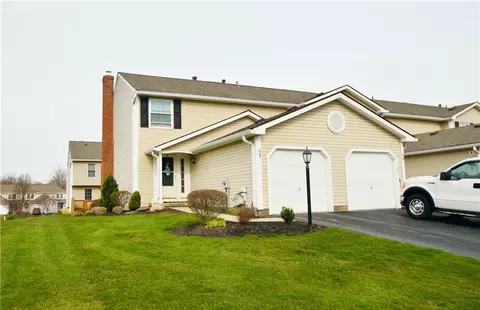55 Camberley Pl, Penfield, NY 14526