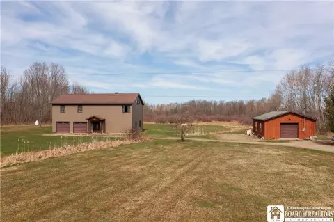3050 Riverside Rd, Busti, NY 14701