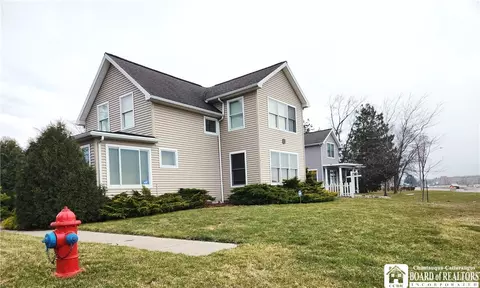 29 Lake Front Blvd, Dunkirk, NY 14048