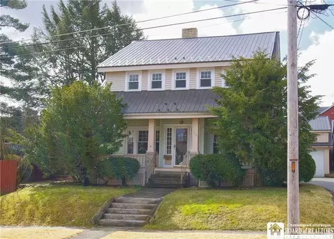 150 Euclid Ave, Jamestown, NY 14701