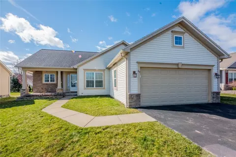 63 Avery Park Ln, Greece, NY 14612