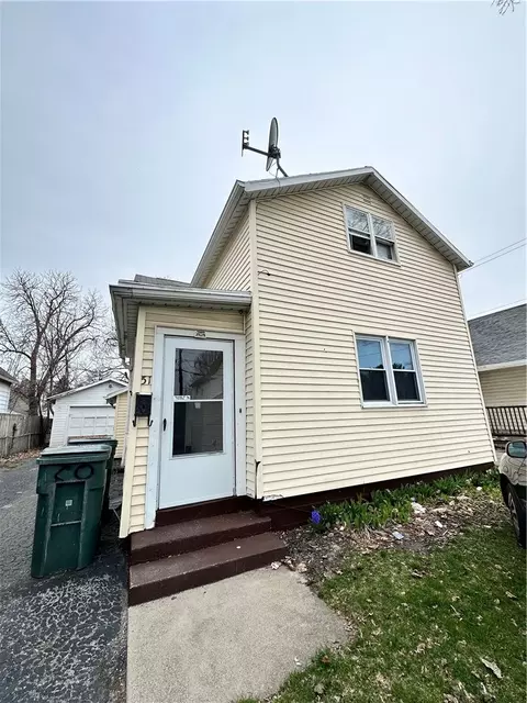 51 Delmar St, Rochester, NY 14606