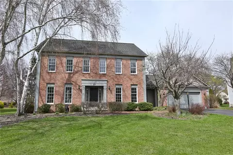 23 Wild Berry Ln, Pittsford, NY 14534
