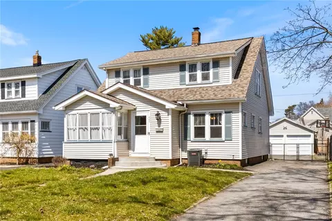 226 Thorndyke Rd, Irondequoit, NY 14617