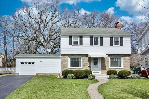 200 Burwell Rd, Irondequoit, NY 14617
