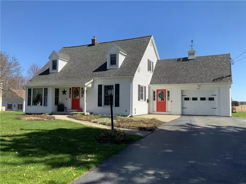 331 S Main St, Albion, NY 14411