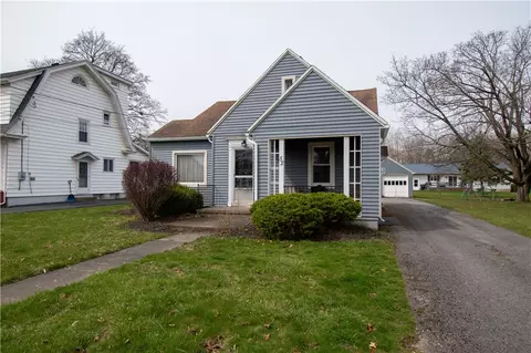 52 Hillcrest Ave, Geneva, NY 14456