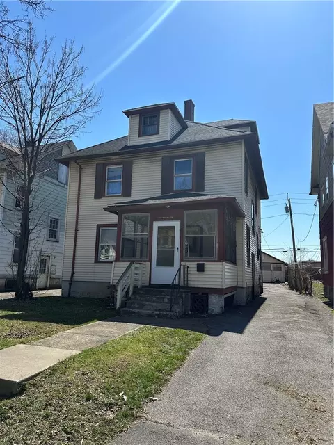563 Garson Ave, Rochester, NY 14609