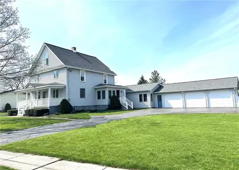 2385 Niagara Rd, Wheatfield, NY 14304